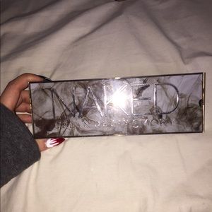 Urban Decay Naked Smokey Eyeshadow Palette